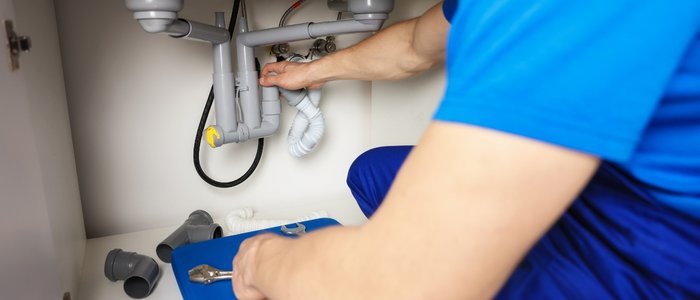 how to fix the plumbing under kitchen sink